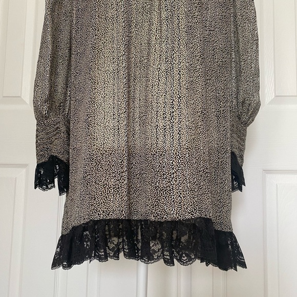 Vintage- John Yang Silk and Lace Dress - Picture 6 of 9
